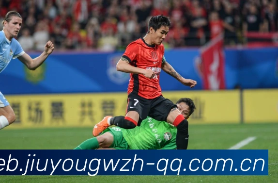 坎宁安缺阵活塞仍锁定季后赛杜伦为球队拼搏精神感到自豪赛场复盘:最新赛事动态与深度分析 坎宁安缺阵活塞仍锁定季后赛杜伦为球队拼搏精神感到自豪赛场复盘:最新赛事动态与深度分析